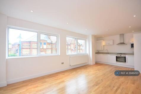 Kitchen / Reception  (7.1m x 4.0m)