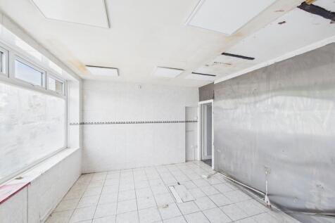 Retail Property (high street) for sale Image 7