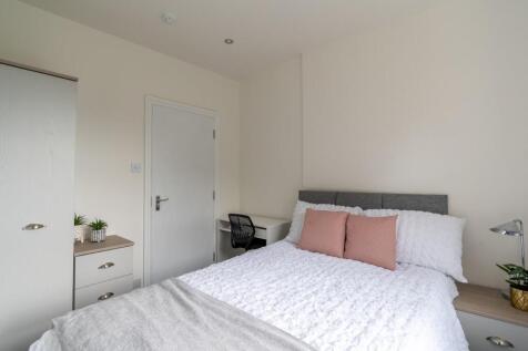 147 Newbridge Road-7.jpg