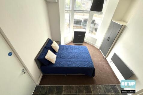 Flat 1, 242 Sheffield Road, Barnsley S70 4PJ photo 3