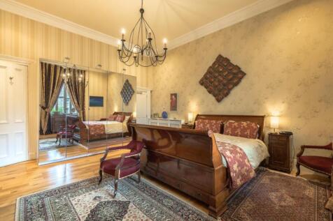 6 bed, 4 bath Town House in Glasgow - Photo 19