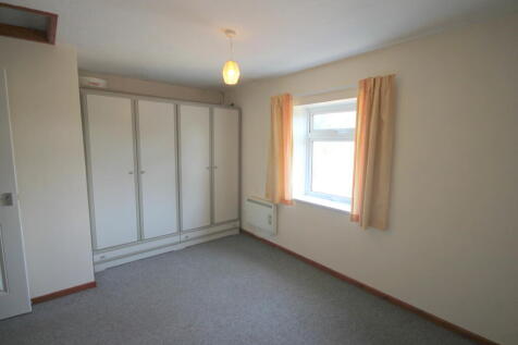 Claud House, Newbury, Gillingham photo 5