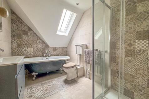 Oswald Hall Cottage - Image-17.jpg