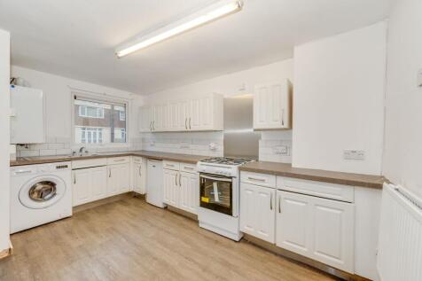 KITCHEN AND LOUNGE