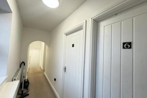 66-monson-street---5-spare-rooms-available-image-13.jpg