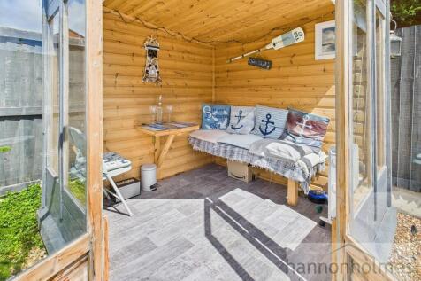 CAM05283G0-PR0083...