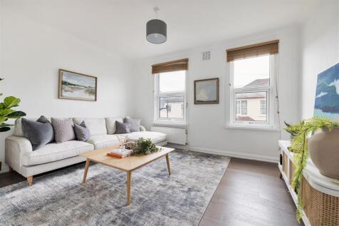 Southwest Road, E11
