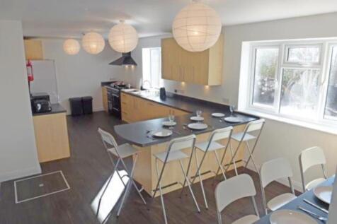 Tolstoi Road, Poole, Dorset, BH14 photo 5