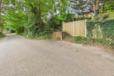 CAM05510G0-PR0258-STILL004.jpg