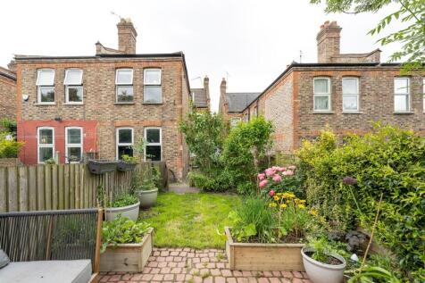 Harris Street, E17
