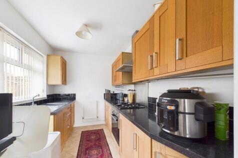 Fosters Lane, Woodley, Reading, Berkshire, RG5 photo 3