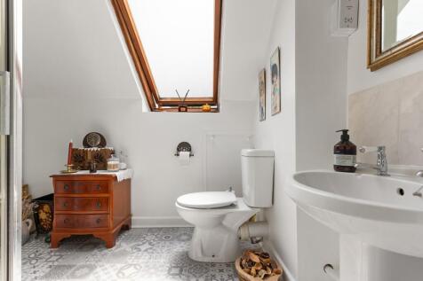 First Floor Bathroom