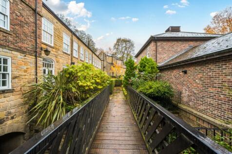 EweMove Harrogate Rear Pathway