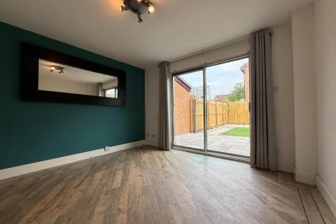 P1541, 21 Hardgate Gdns, Glasgow, G51 photo 4