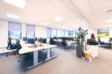 Farrow House_office to let_altrincham-14.jpg