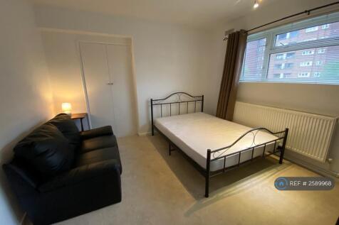 Bedroom 1 ¿ Double Bedroom With New Carpets