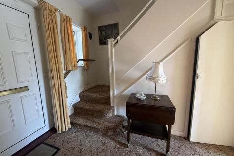 RECEPTION HALLWAY