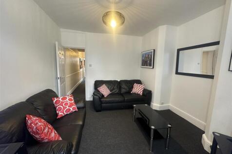 Newcombe Road, Southampton photo 2