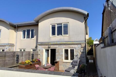 Newquay, TR7 - property photo