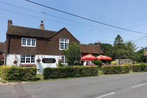 16th Century Inn 2 Minute Walk