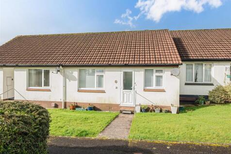 Brook Rd Front..jpg