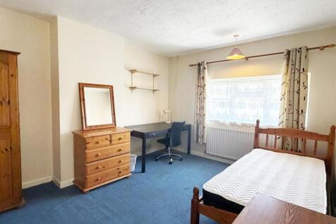 LD Bedroom.jpg