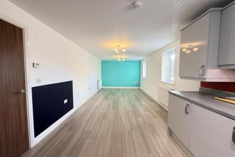 Argyle Close, Wordsley photo 4