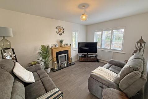 Sandpiper Road 57 - Lounge Front.jpg
