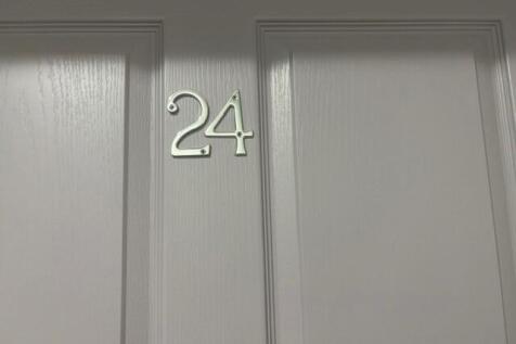 24 Eastbank Court