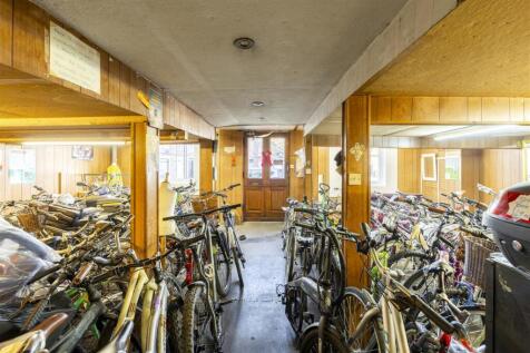 Launchburys (Pump Square, Boston)-16.jpg