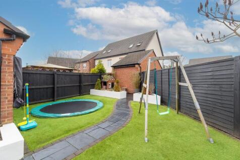 22HazelWay-27.jpg