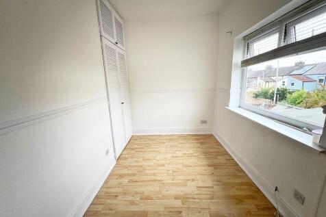 8 Christie Street...