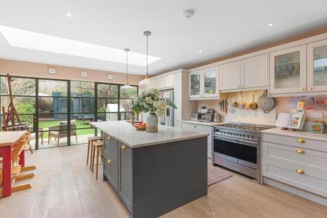 386B7593-HDR.jpg