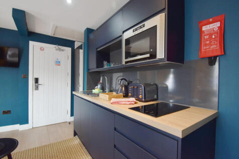 Sky City Apartments, Coventry, CV6 3BU photo 4