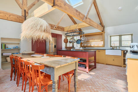 1298221-55-682df6...