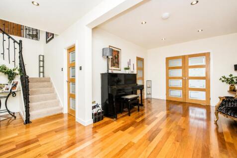 Open Hallway