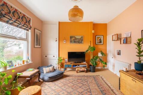 1F8STN - Reception Bedroom C.jpg