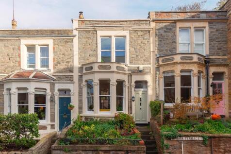 0A4TCD - External H.jpg