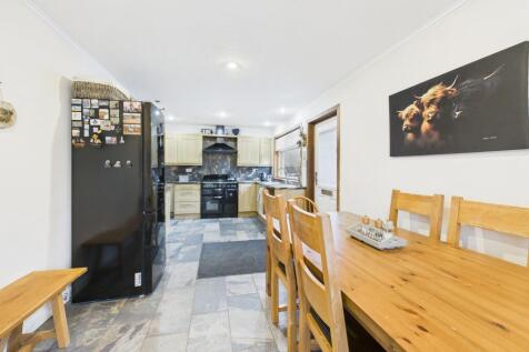 Kitchen/Dining Angle 3