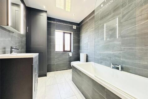 Adwick Place, Leeds, West Yorkshire photo 4