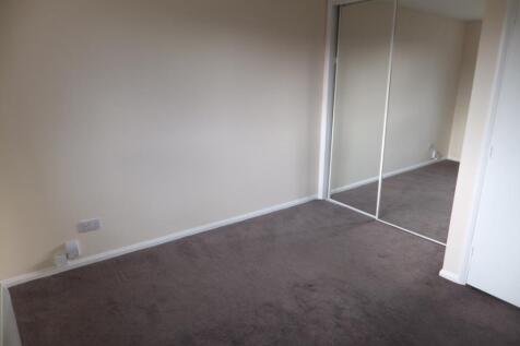 Eleanor Court, SP11 photo 5