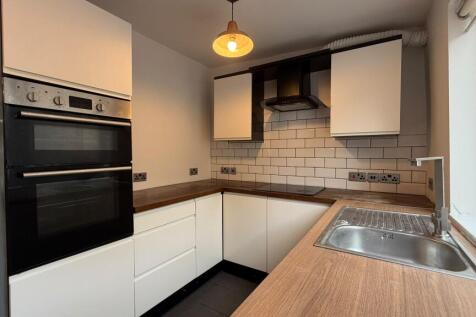 Moor Street, Burton-On-Trent, Staffordshire, DE14 photo 4