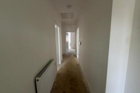 Hallway.jpg