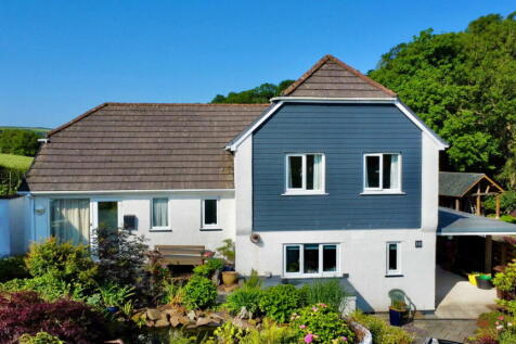 Click to visit Rightmove listing