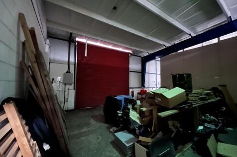 Light Industrial to rent Image 5