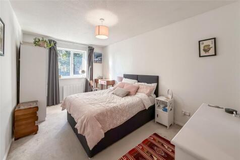Canterbury Court, Battlefield Road, St. Albans, Hertfordshire, AL1 photo 4