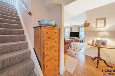 92fc2895-6c59-4c7...