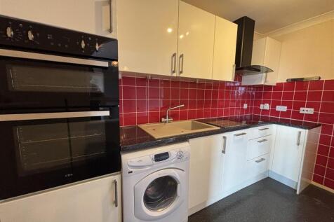 Kings Road, Westcliff-On-Sea photo 3