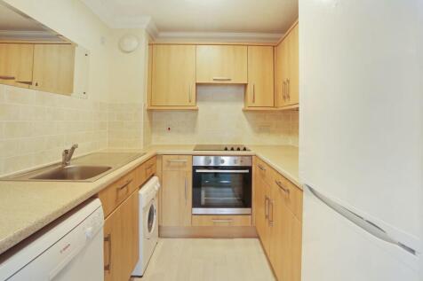 Fully fitted modern kitchen