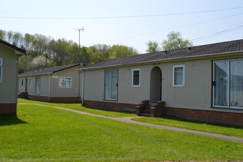 Moor Farm park home (2).jpg